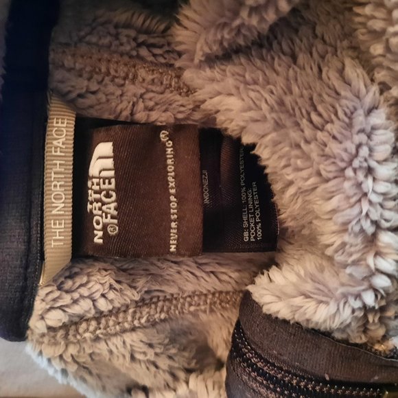 The North Face Women’s Fleece Full Zip Jacket - Picture 8 of 11